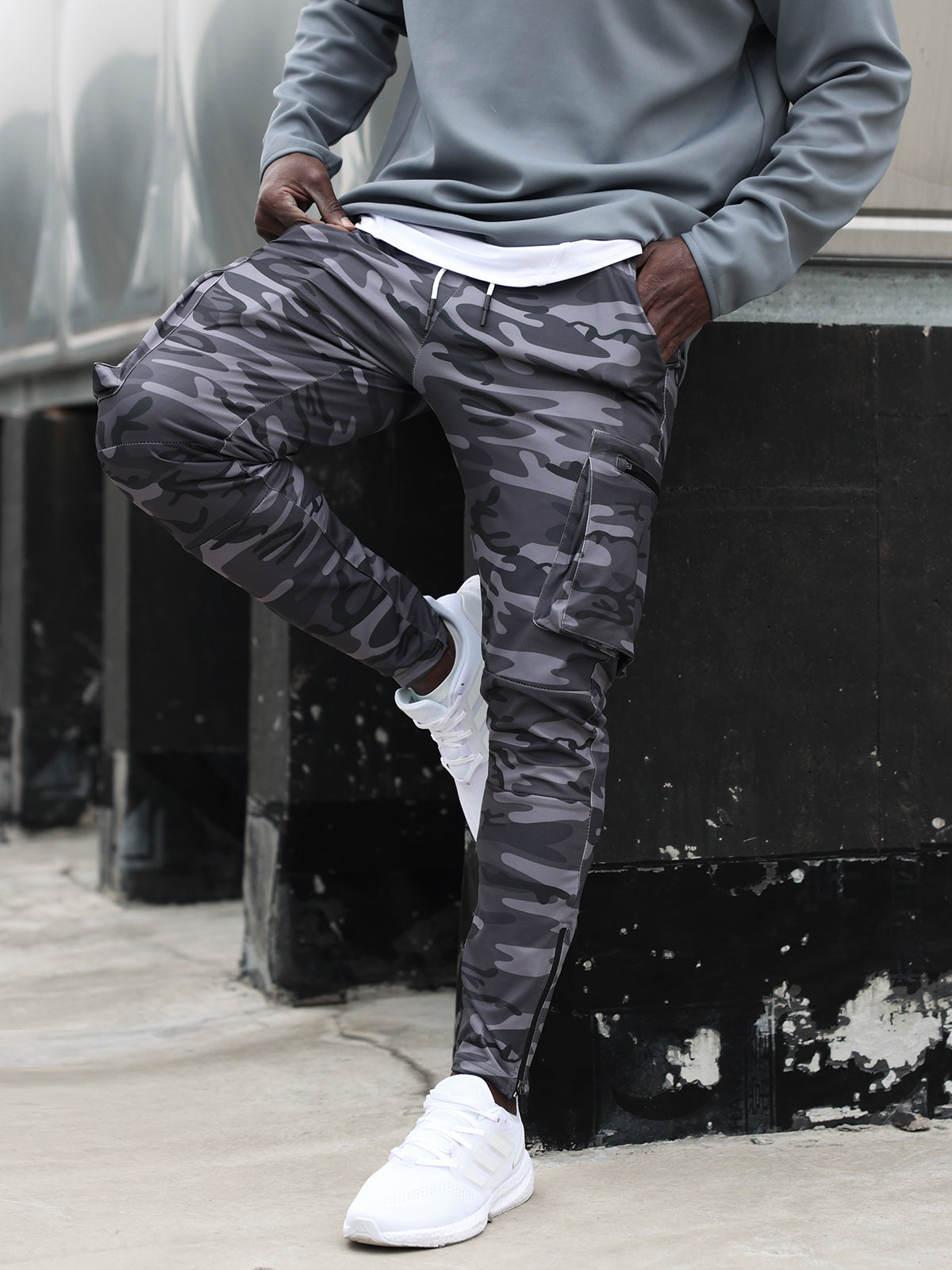 Versatile All-Season Tactical Cargo Jogger